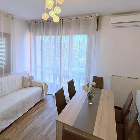 Casa Carla Apartment *