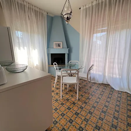 70 Villa *
