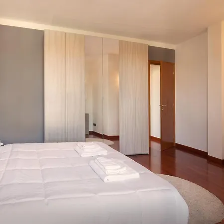 Apartment Casa Azzurra-comodo In *