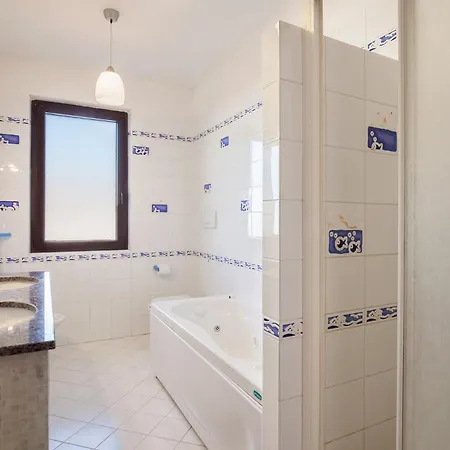 Casa Azzurra-comodo In * Peschiera del Garda