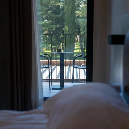 Ile Hotel 3*