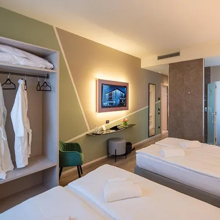 Ile Hotel
