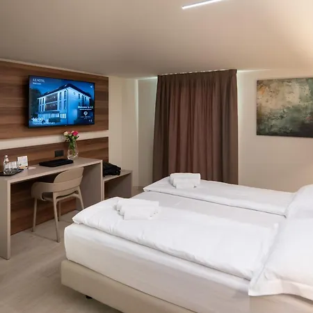 Hotel Ile 3*