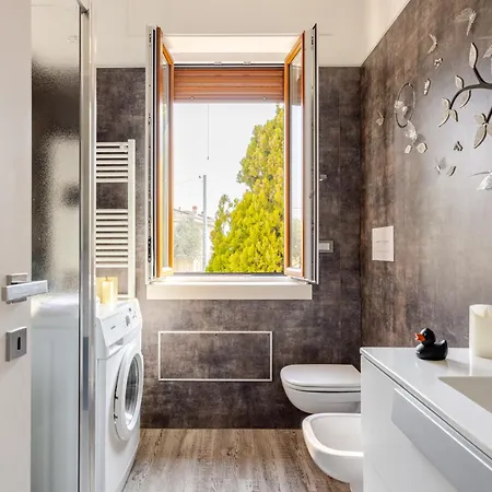 Garda Art&lake Apartment Peschiera del Garda