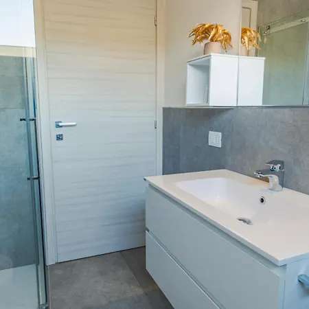 Garda Hideaway - Italian Homing * Peschiera del Garda