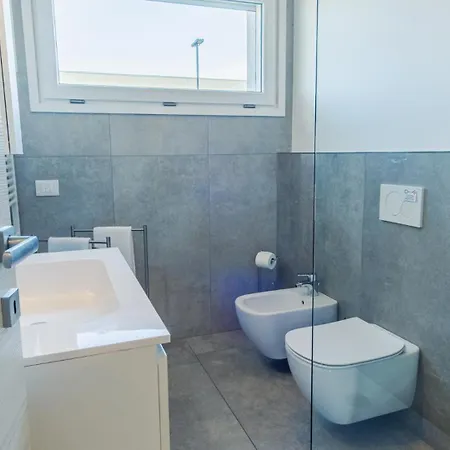 Apartment Garda Hideaway - Italian Homing Peschiera del Garda