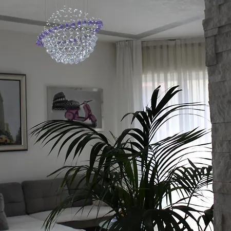 Angelo Bianco Apartment *
