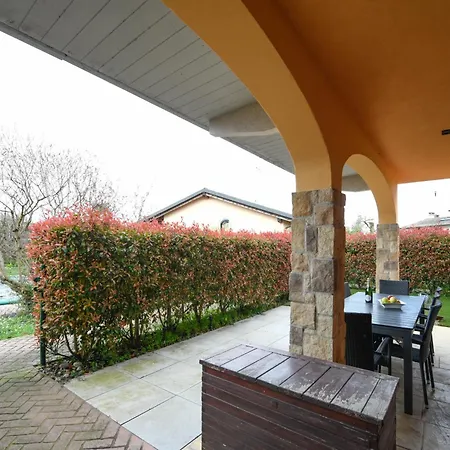 Casa Bacher Pool&gardenprivate&2,5kilometri To Center Peschiera del Garda