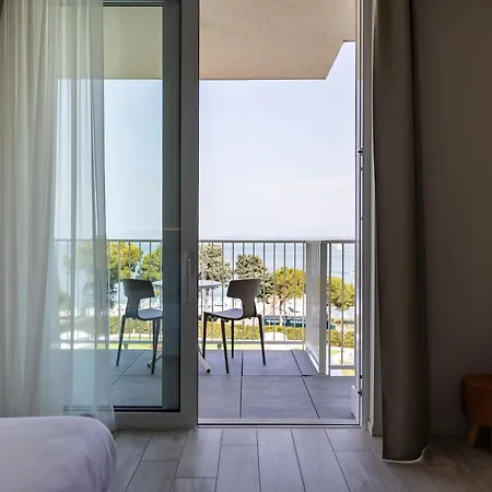 Hotel Vision 4*