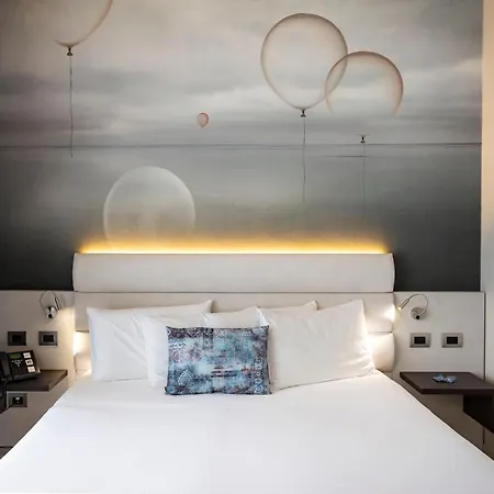 Vision Hotel 4*