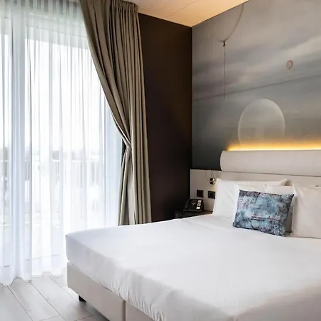 Hotel Vision 4*
