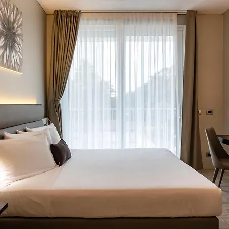 Vision Hotel 4*