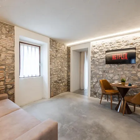 Apartment Matisse Garda *