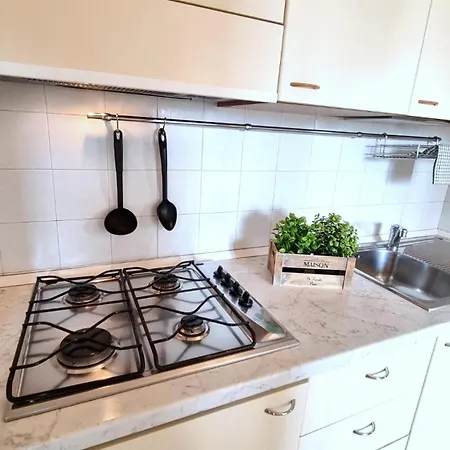 Mary Apartment
