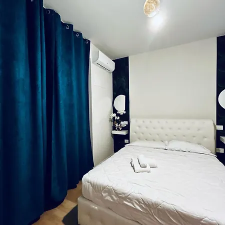 Benaco Mavras Hotel