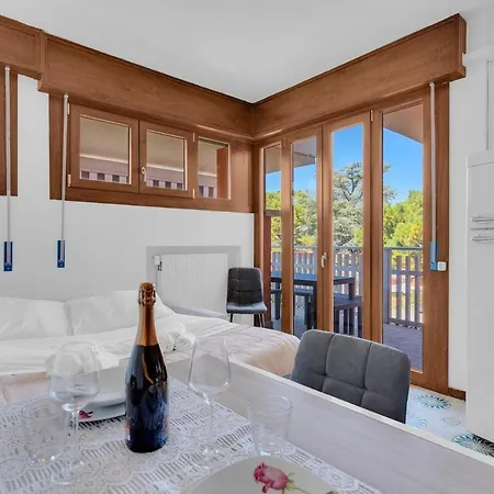 Apartment 200mt - Flower With Pool & Tennis Peschiera del Garda