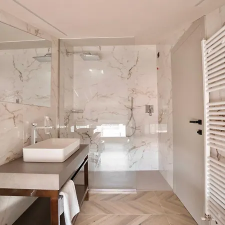 Aparthotel Aurora 3*