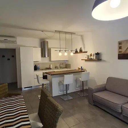 Olva House Apartment