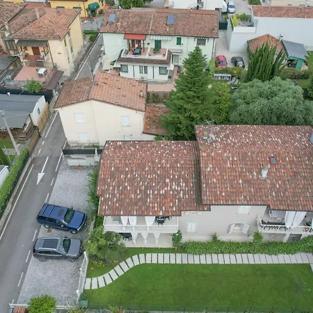Mgh - Rosa * Peschiera del Garda