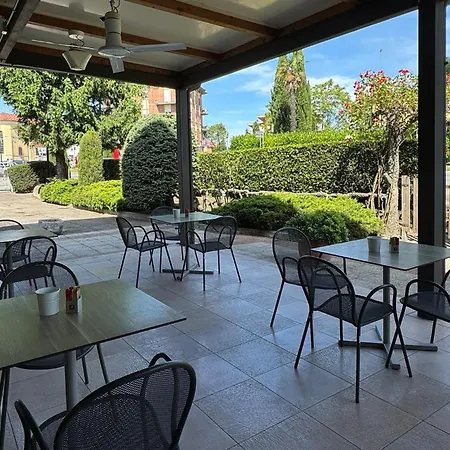 Bel Sito Peschiera Hotel 2*