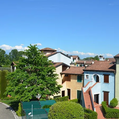 Resort Garda Village Peschiera del Garda