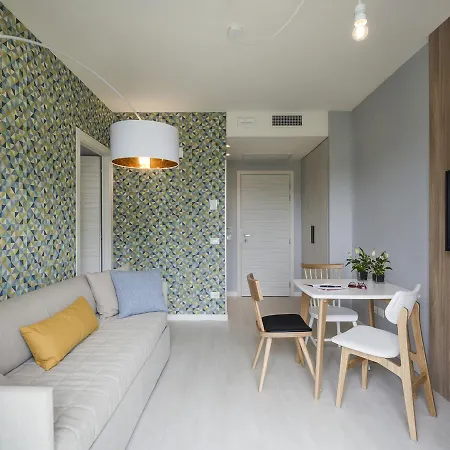 Hatelier Garda By Enjoy Garda Apartment Peschiera del Garda