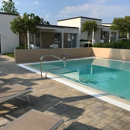 Aurora Aparthotel