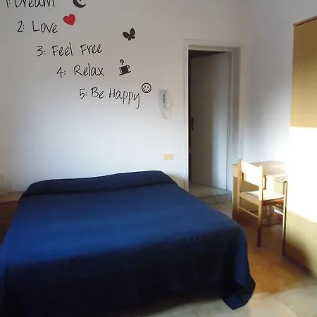 Hotel Benaco Mavras
