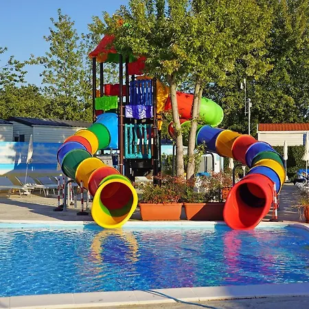 Butterfly Village Campingplatz 4*