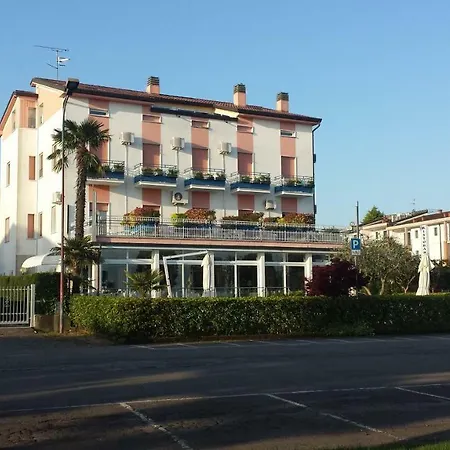 Hotel Cristallo Peschiera del Garda