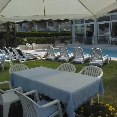 Cristallo Hotel