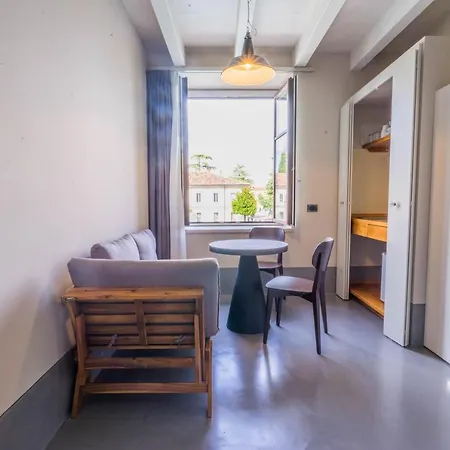 Cabanon Urban Appartement Peschiera del Garda