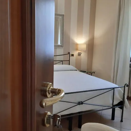 Sweet House Only Rooms Peschiera del Garda