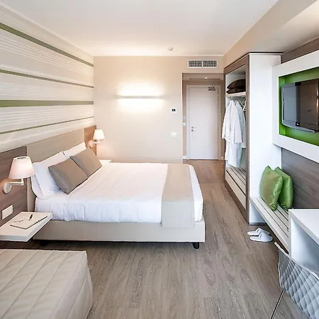 Hotel Enjoy Garda 4*