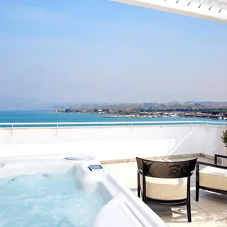 Luxury La Finestra Sul Appartamento