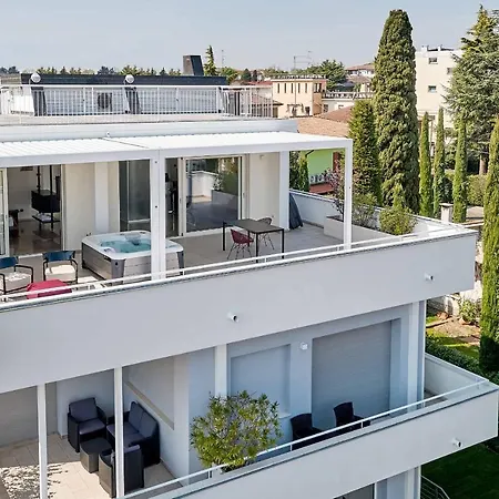 Luxury La Finestra Sul