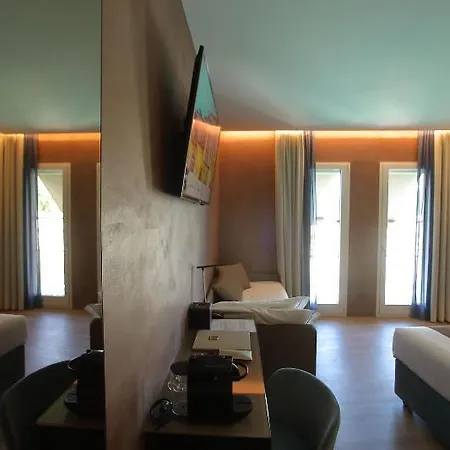 Bell'arrivo Hotel 3*