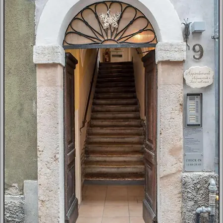 Acqua Verde Apartment *