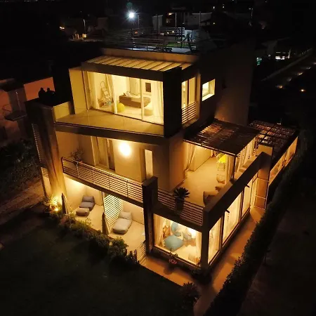 Lugana 9 Guest house *