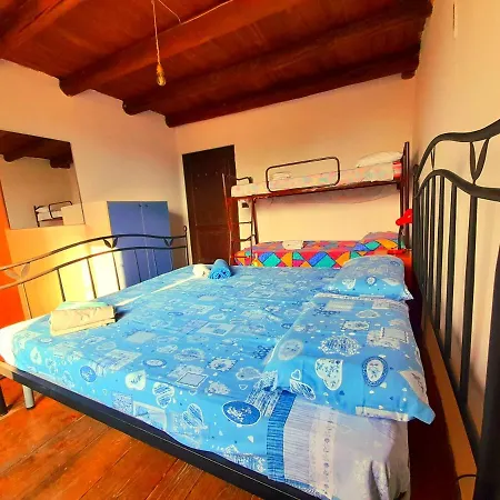 Zanina Guest house *