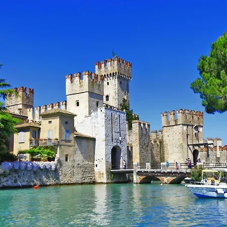 Casa Elisa, Trilocale A Apartment Peschiera del Garda