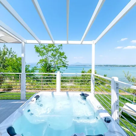 Acampamento San Benedetto Relais Peschiera del Garda