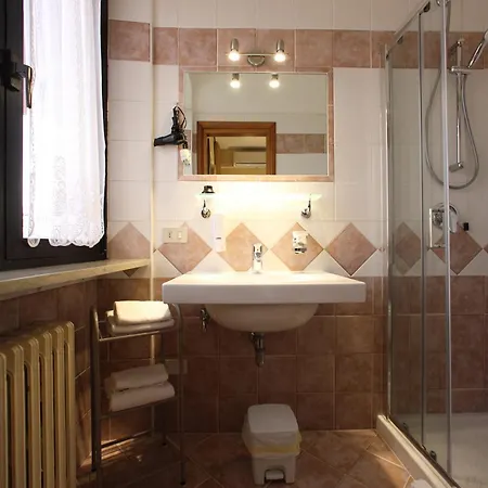 Hotel Primavera 2*