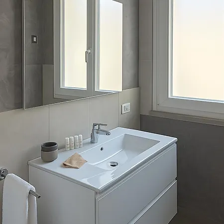 Le Belle Maison Apartment *
