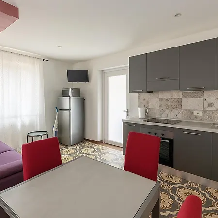 Le Belle Maison Apartment Peschiera del Garda