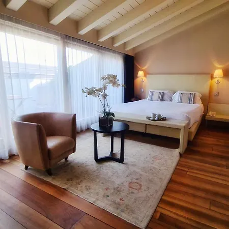 Hotel Palazzo Ai Capitani 4*