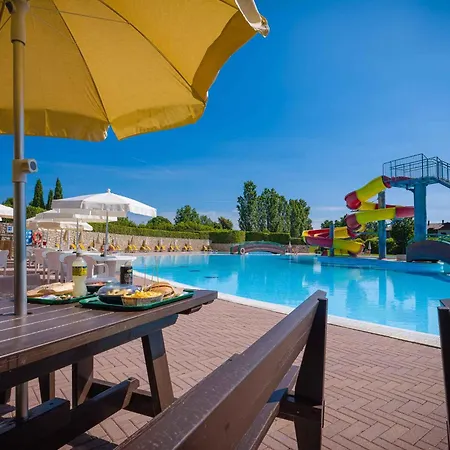 In 22085 Appartamento Peschiera del Garda
