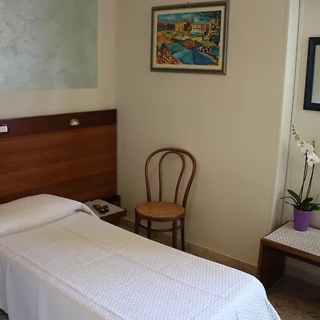 Trattoria Fioravante Hotel *