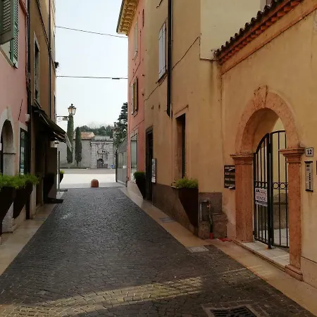 Apartment Domus Romanae In Centro Storico Peschiera del Garda